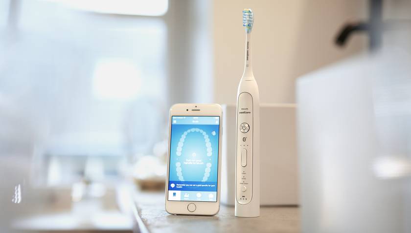 Présentation de la brosse à dents électrique connectée FlexCare Platinum